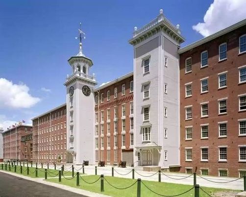 Exterior, Facade, Chicago School