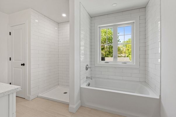 Bathroom, Interior, Recessed Lighting, Wood Texture Flooring