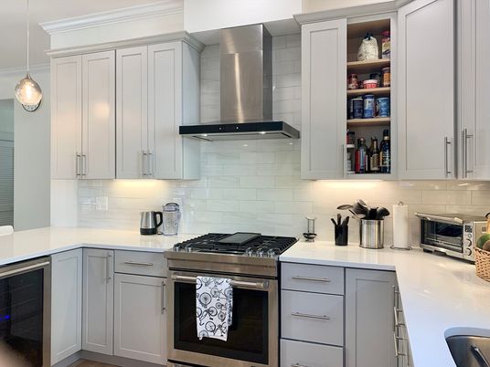 Interior, Kitchen, Pendant Lights, Stainless Steel Appliances