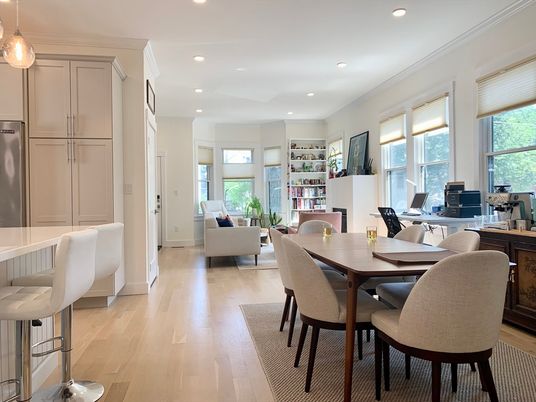 Dining room, Interior, Living room, Pendant Lights, Recessed Lighting, Wood Texture Flooring