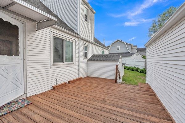 Exterior, Wood Texture Flooring