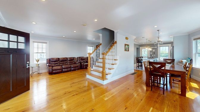 Chandelier, Dining room, Interior, Living room, Pendant Lights, Recessed Lighting, Wood Texture Flooring