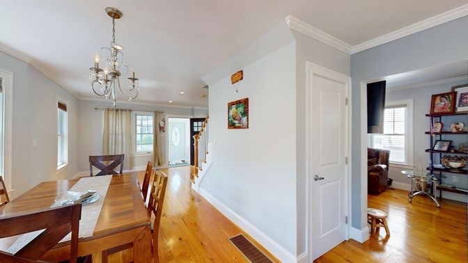 Chandelier, Dining room, Interior, Recessed Lighting, Wood Texture Flooring