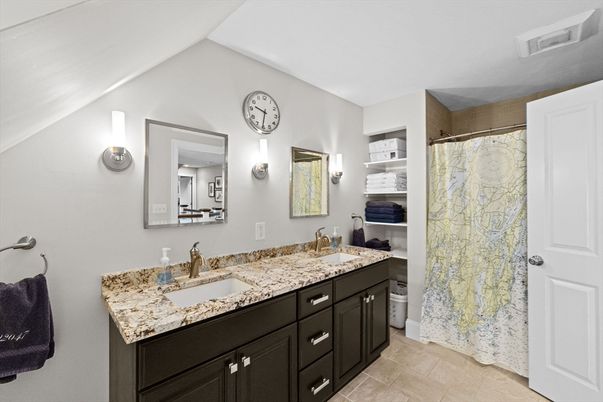 Bathroom, Dual Sink Vanities, Interior
