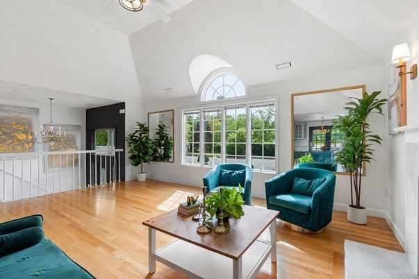 Chandelier, Interior, Living room, Wood Texture Flooring