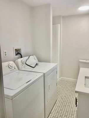 Interior, Recessed Lighting, Washer