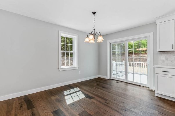 Chandelier, Empty room, Interior, Wood Texture Flooring