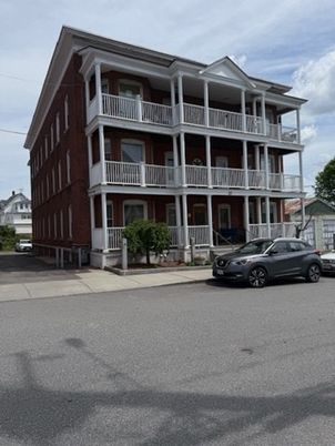 Exterior, Facade, Condo Building