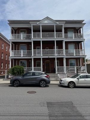 Exterior, Facade, Condo Building