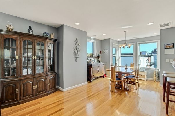Chandelier, Dining room, Interior, Recessed Lighting, Water, Wood Texture Flooring