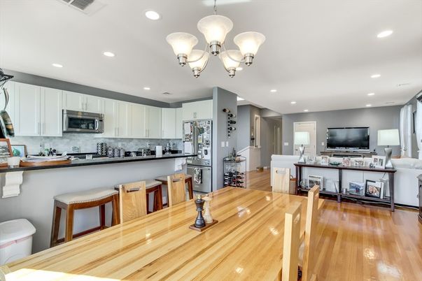 Chandelier, Dining room, Interior, Kitchen, Recessed Lighting, Wood Texture Flooring