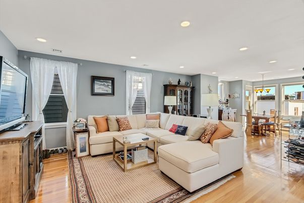 Dining room, Interior, Living room, Pendant Lights, Recessed Lighting, Wood Texture Flooring