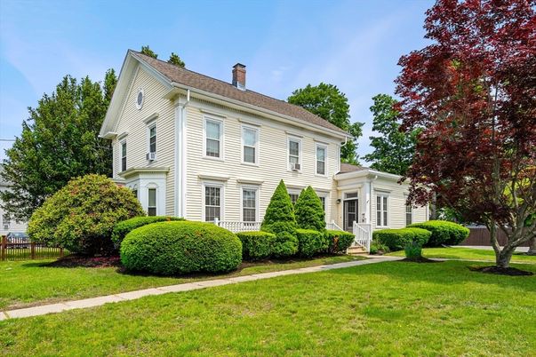 Attached, Backyard, Exterior, Facade, Georgian