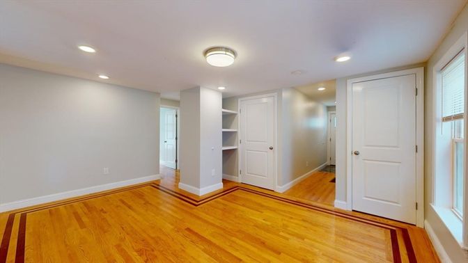 Empty room, Interior, Recessed Lighting, Wood Texture Flooring