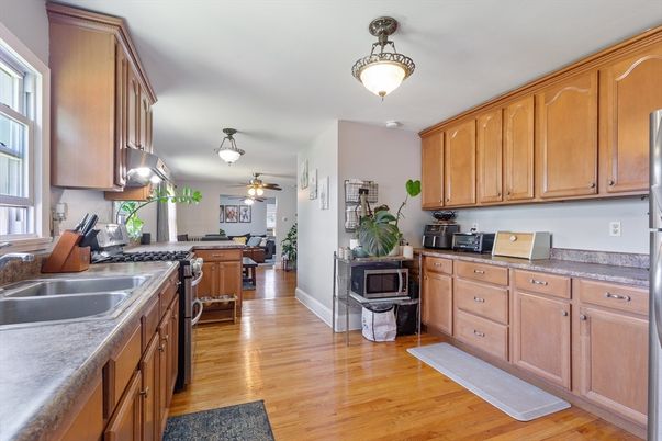 Fireplace, Interior, Kitchen, Wood Texture Flooring