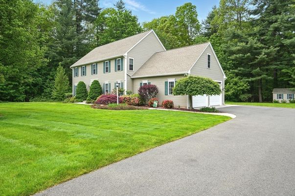 Attached, Backyard, Exterior, Facade, Farmhouse