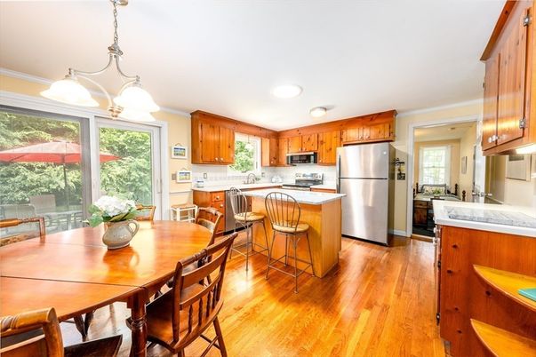 Dining room, Interior, Kitchen, Pendant Lights, Wood Texture Flooring