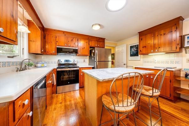 Interior, Kitchen, Stainless Steel Appliances, Wood Texture Flooring