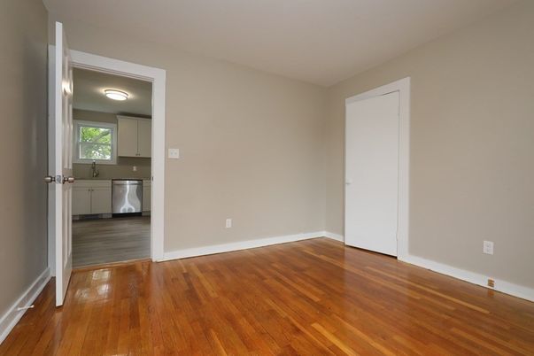 Empty room, Interior, Kitchen, Wood Texture Flooring