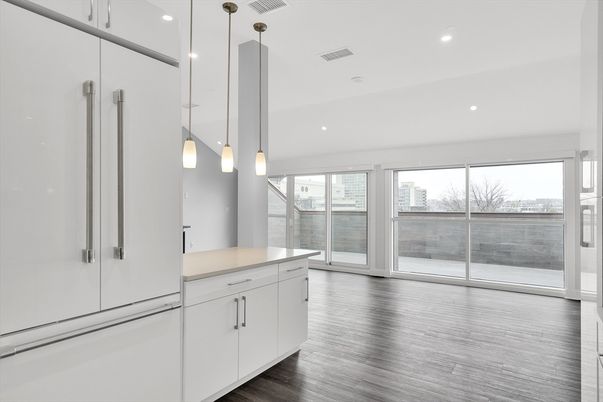 Interior, Kitchen, Pendant Lights, Recessed Lighting, Wood Texture Flooring