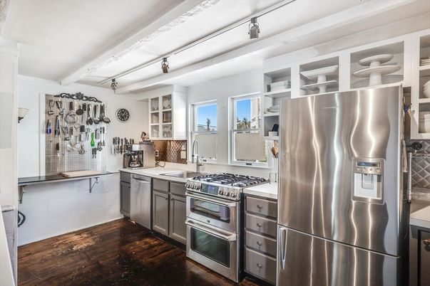 Interior, Kitchen, Stainless Steel Appliances, Wood Texture Flooring