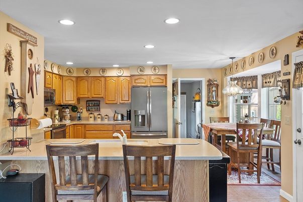 Dining room, Interior, Kitchen, Recessed Lighting