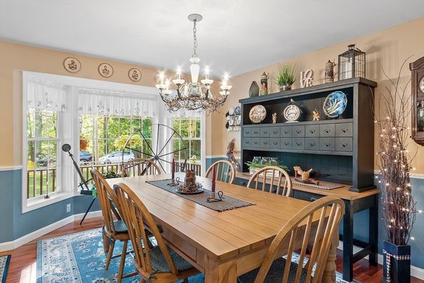Chandelier, Dining room, Interior, Wood Texture Flooring
