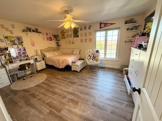 Bedroom, Interior, Wood Texture Flooring
