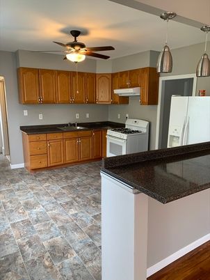 Interior, Kitchen, Pendant Lights, Wood Texture Flooring