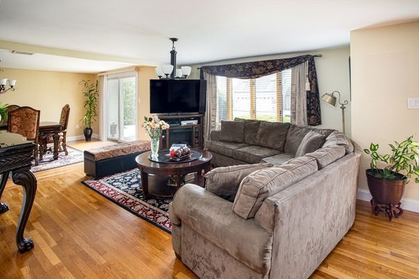 Dining room, Interior, Living room, Wood Texture Flooring