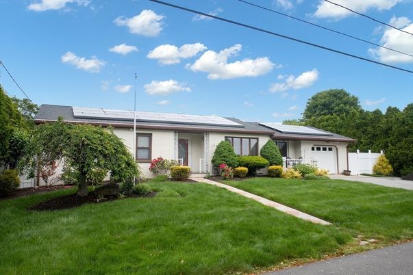 Attached, Exterior, Facade, Solar Panels, Ranch