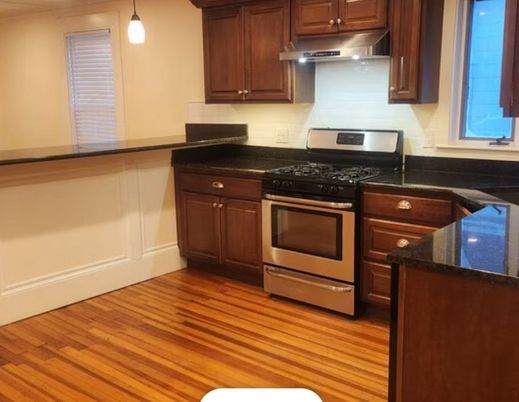 Interior, Kitchen, Pendant Lights, Wood Texture Flooring