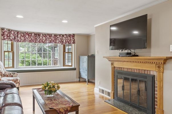 Fireplace, Interior, Living room, Recessed Lighting, Wood Texture Flooring