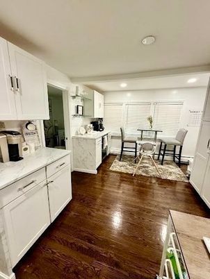 Dining room, Interior, Kitchen, Recessed Lighting, Wood Texture Flooring