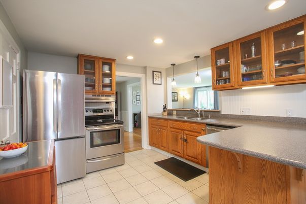 Interior, Kitchen, Pendant Lights, Recessed Lighting, Stainless Steel Appliances