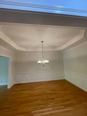 Chandelier, Empty room, Interior, Wood Texture Flooring