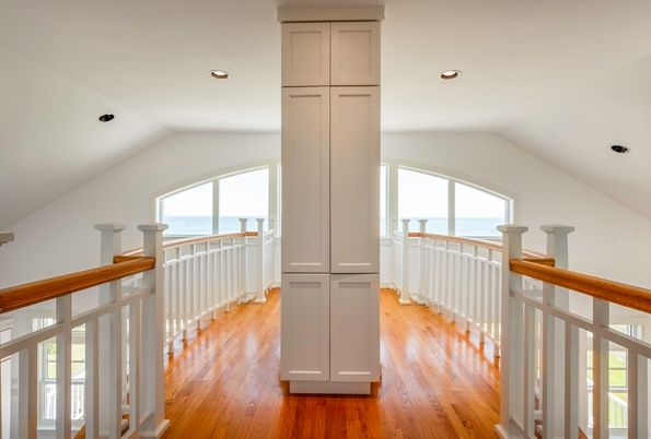 Interior, Recessed Lighting, Water, Wood Texture Flooring