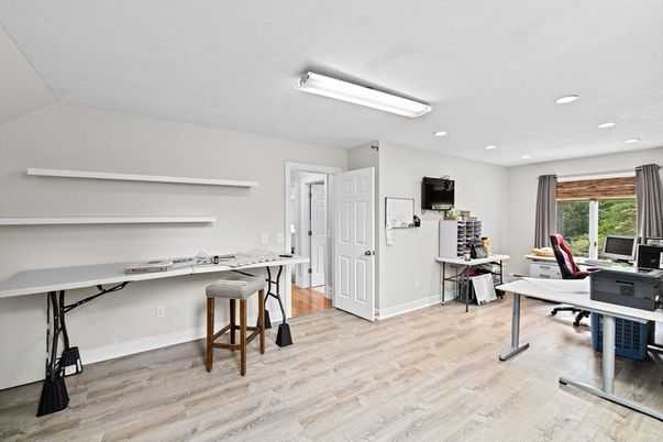 Home Office, Interior, Recessed Lighting, Wood Texture Flooring