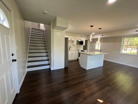 Interior, Kitchen, Pendant Lights, Recessed Lighting, Wood Texture Flooring