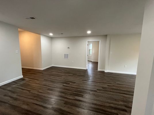 Empty room, Interior, Recessed Lighting, Wood Texture Flooring