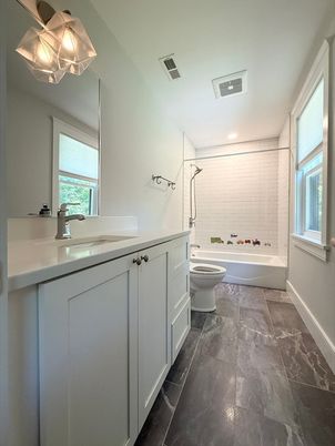 Bathroom, Interior, Recessed Lighting