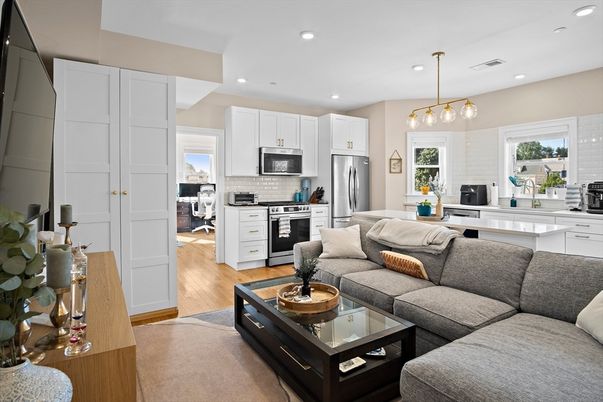 Interior, Kitchen, Living room, Pendant Lights, Recessed Lighting, Stainless Steel Appliances, Wood Texture Flooring
