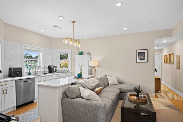 Interior, Kitchen, Living room, Pendant Lights, Recessed Lighting, Wood Texture Flooring