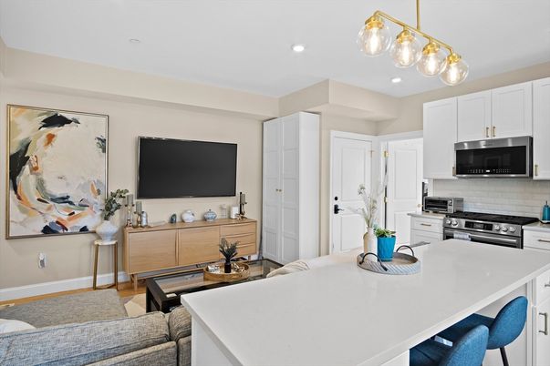Interior, Kitchen, Living room, Recessed Lighting, Stainless Steel Appliances