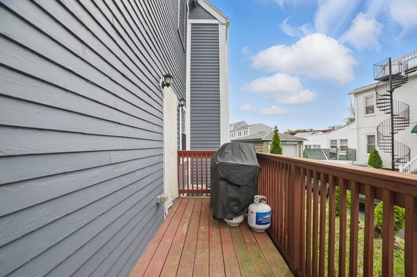 Exterior, Wood Texture Flooring