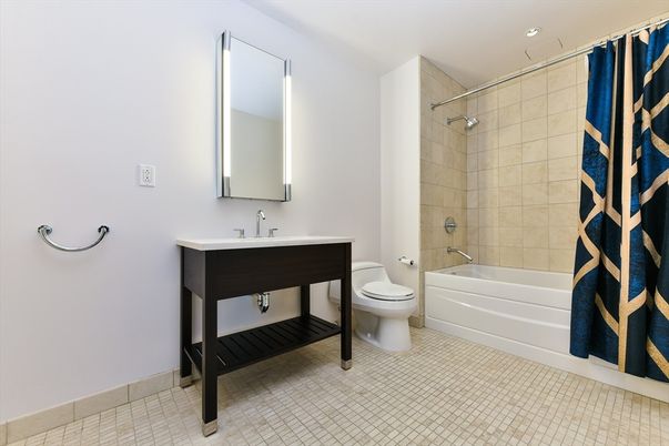 Bathroom, Interior, Recessed Lighting