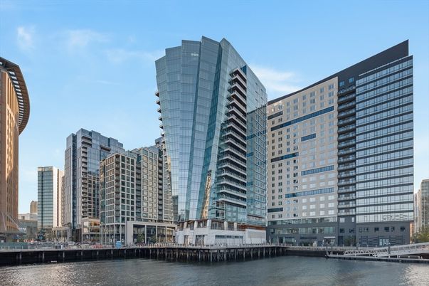 Exterior, Facade, Highrise