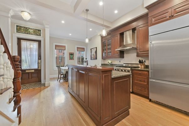 Chandelier, Dining room, Interior, Kitchen, Pendant Lights, Recessed Lighting, Stainless Steel Appliances, Wood Texture Flooring