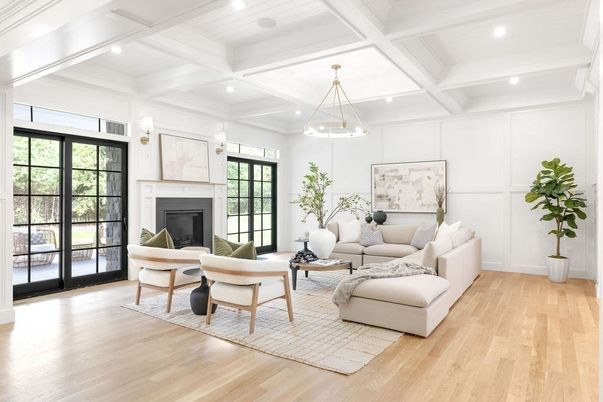 Fireplace, Interior, Living room, Pendant Lights, Recessed Lighting, Wood Texture Flooring