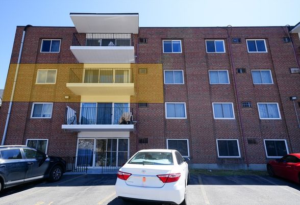 Exterior, Facade, Brick Facade, Rowhouse